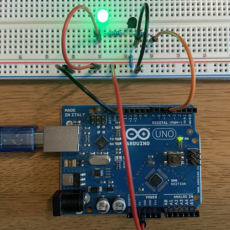 Photo of LED successfully fading with the transistor